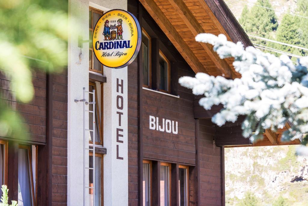 Bed & Breakfast Bijou เซอร์แมท ภายนอก รูปภาพ