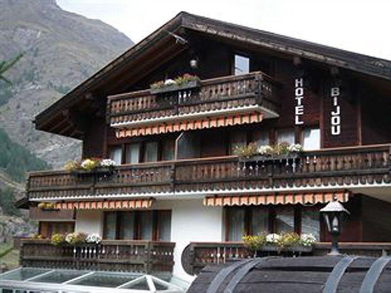 Bed & Breakfast Bijou เซอร์แมท ภายนอก รูปภาพ