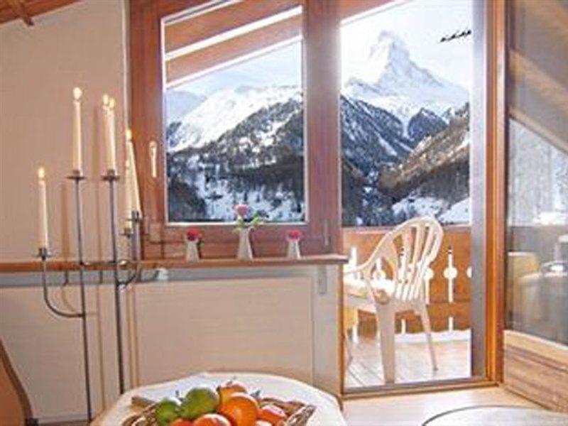 Bed & Breakfast Bijou เซอร์แมท ภายนอก รูปภาพ